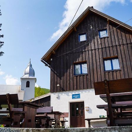 Planinarski Dom "Bijele Stijene" Mountain Lodge Tuk Vojni Ngoại thất bức ảnh