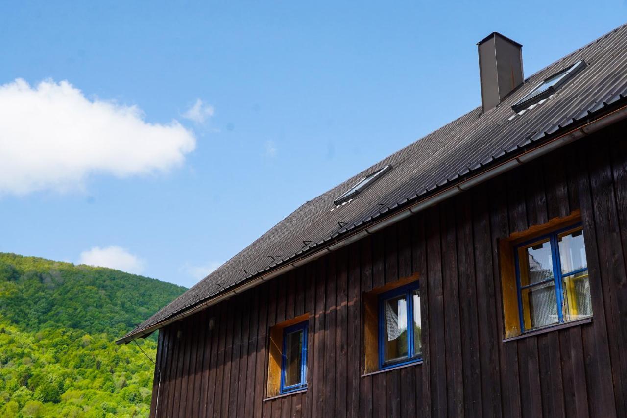 Planinarski Dom "Bijele Stijene" Mountain Lodge Tuk Vojni Ngoại thất bức ảnh