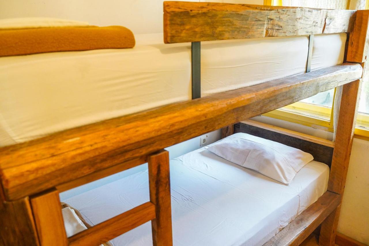Planinarski Dom "Bijele Stijene" Mountain Lodge Tuk Vojni Ngoại thất bức ảnh