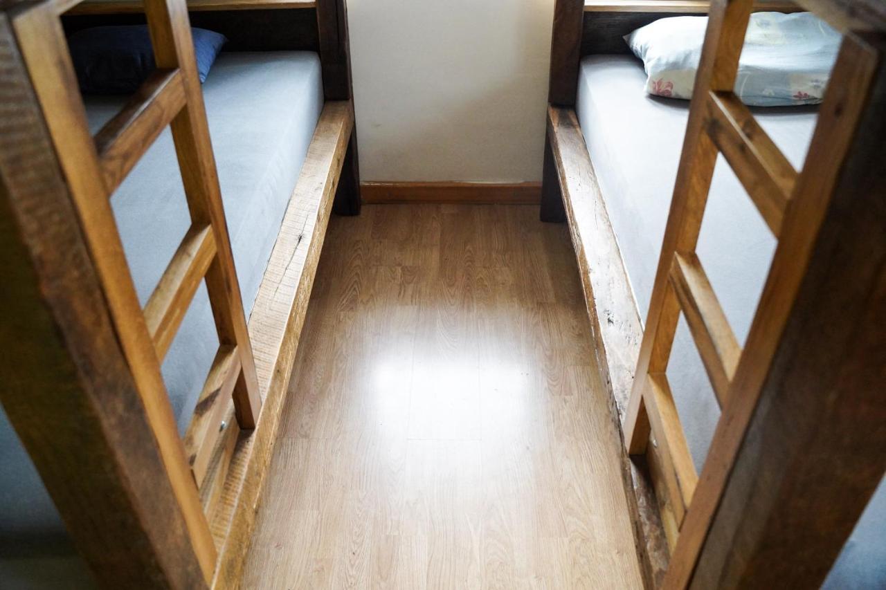 Planinarski Dom "Bijele Stijene" Mountain Lodge Tuk Vojni Ngoại thất bức ảnh